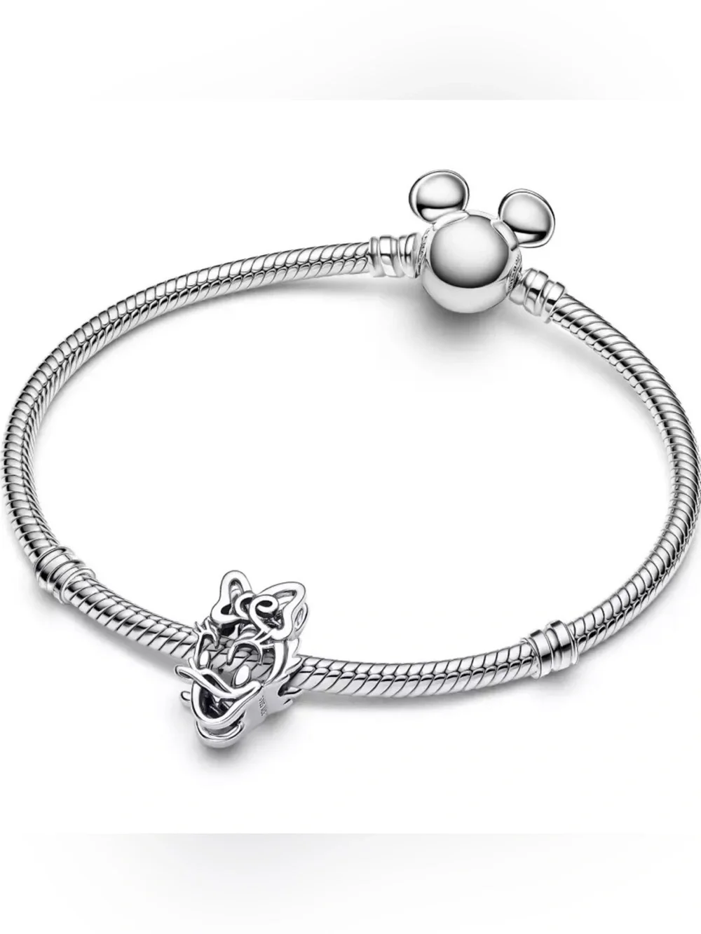 New Daisy Duck Openwork Charm - Picture 3 of 3